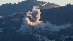 عشرات الغارات الإسرائيلية على جنوب لبنان