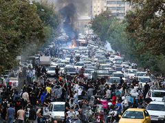 الأجهزة الأمنية الاسرائيلية توصي بعدم التدخل في احداث ايران