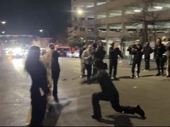 تظاهرات غاضبة في مدن أمريكية رفضًا لسياسات ترامب بشأن الترحيل والهجرة