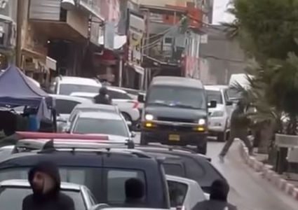 سطو مسلح على محل ذهب في الظاهرية والجيش يغلق المدينة