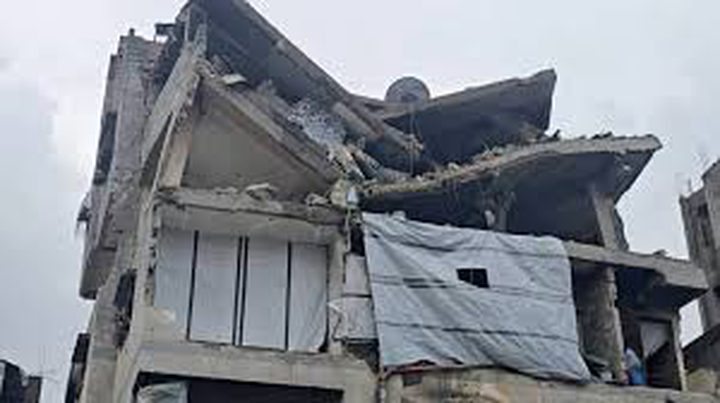 غزة: 4 شهداء جراء انهيار مبانٍ متضررة بفعل العدوان مع اشتداد الرياح والأمطار