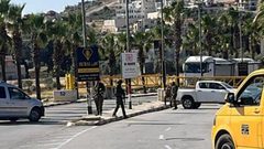 الاحتلال يواصل إغلاق المدخل الرئيسي لبلدة ترمسعيا شمال رام الله