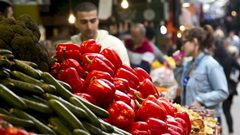الإحصاء: ارتفاع أسعار المستهلك في فلسطين 10.54%
