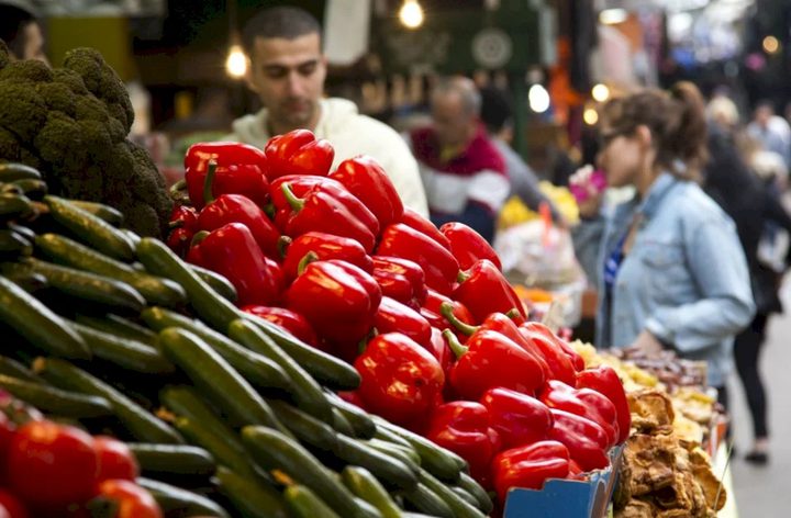 الإحصاء: ارتفاع أسعار المستهلك في فلسطين 10.54%