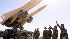 طهران تُنذر الإقليم: سنقصف القواعد الأميركية إذا شنت واشنطن هجومًا