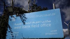 مدير شؤون الأونروا في الضفة يحذّر من تقويض وجود الوكالة في القدس الشرقية