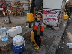 الأونروا: العائلات النازحة في غزة تواجه صعوبات للحصول على مياه شرب نظيفة