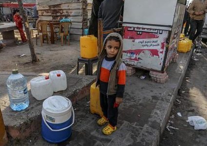 الأونروا: العائلات النازحة في غزة تواجه صعوبات للحصول على مياه شرب نظيفة
