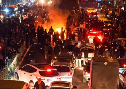 وكالة حقوقية: ارتفاع عدد قتلى الاحتجاجات في إيران إلى 2571 شخصاً