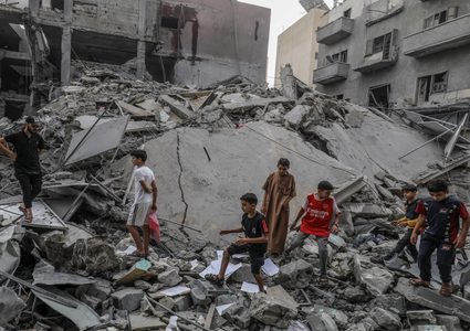 مستوطنون يسيجون أراضي المواطنين في خربة المراجم جنوب نابلس