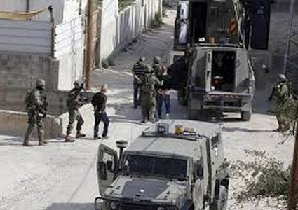 قوة خاصة من جيش الاحتلال تعتقل مواطنا من ضاحية شويكة