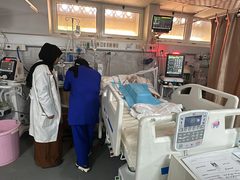 أطباء بلا حدود تحذر من شلل صحي كامل في غزة بسبب إجراءات الاحتلال