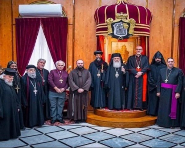 اللجنة الرئاسية تحذّر من تجاوز المرجعيات الكنسية الشرعية في فلسطين