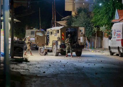 الاحتلال يحوّل منزلًا في حزما إلى ثكنة عسكرية