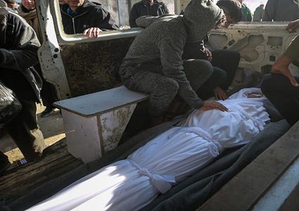 استشهاد طفل برصاص الاحتلال شرق خان يونس جنوب قطاع غزة