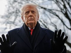 ترامب: لم أعد ملزما بالتفكير بالسلام فقط