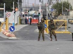 الاحتلال يشدد إجراءاته العسكرية شمال رام الله