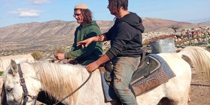 مستوطنون يعيقون عمل طواقم لجنة الانتخابات شرق طوباس