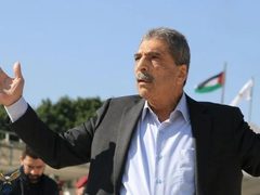 الطيراوي يوجّه رسالة مفتوحة للرئيس عباس محذرًا من تفشي الفساد