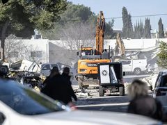 مفوضة أوروبية تُدين هدم الاحتلال مجمع الأونروا في الشيخ جراح