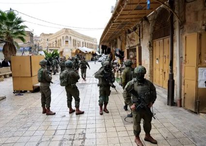 الاحتلال يستأنف عدوانه العسكري في جبل جوهر والمنطقة الجنوبية من مدينة الخليل