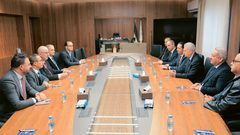 وفد من جامعة فلسطين الأهلية يزور جامعة النجاح ويوقّع اتفاقية تعاون أكاديمي مشترك