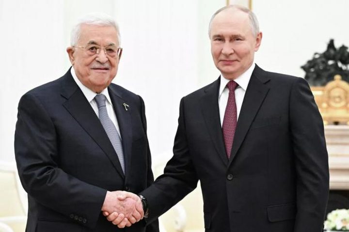 الرئيس عباس لبوتين: روسيا صديقتنا الكبيرة ونحتاج مساعدتها لتحقيق السلام