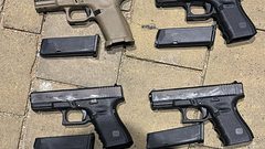 يش الاحتلال يعلن إحباط تهريب مسدسات بمسيّرة عبر الأردن