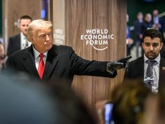 ترامب: حماس وافقت على تسليم سلاحها وتحذير من عواقب عدم الالتزام