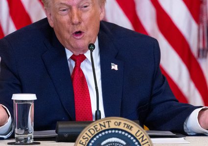 ترامب يوقّع ميثاق "مجلس السلام" في دافوس.. ويعلن مبادرات بشأن غزة ولبنان وسوريا