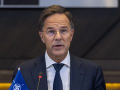 روته: نعمل مع الدنمارك على تعزيز الدفاع في القطب الشمالي