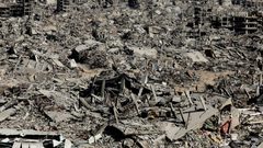 30 طنا من الأنقاض تحاصر كل شخص في غزة