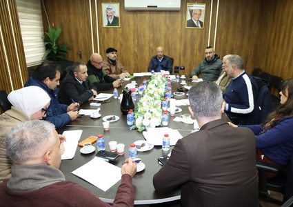 "شؤون اللاجئين" تترأس اجتماع اللجنة العليا لمتابعة نزاع العمل في الأونروا