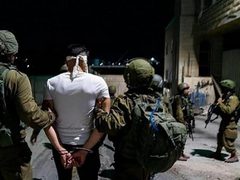 الاحتلال يعتقل 3 شبان من بيرزيت بعد تصديهم لهجوم مستوطنين