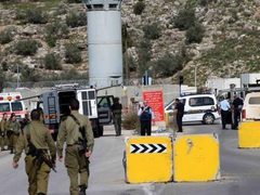 الاحتلال يغلق حاجز عطارة العسكري شمال رام الله