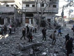 استشهاد طفلين في قصف الاحتلال محيط مستشفى كمال عدوان شمال قطاع غزة