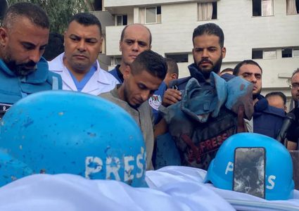 الأونروا : أكثر من 230 صحفيا شهيداً و غزة أخطر مكان في العالم على الصحفيين