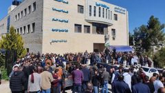 نقابة الأطباء تعلن إجراءات مؤقتة للدوام في المؤسسات الصحية الحكومية