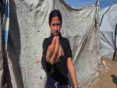 إطلاق نار يستهدف نازحين في خيام خان يونس وسط أوضاع إنسانية صعبة