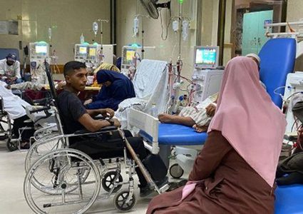 أكثر من 20 ألف مريض في غزة ينتظرون العلاج بالخارج وإغلاق رفح يهدد حياتهم