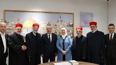 الشيخ يستقبل وفداً من الطائفة السامرية