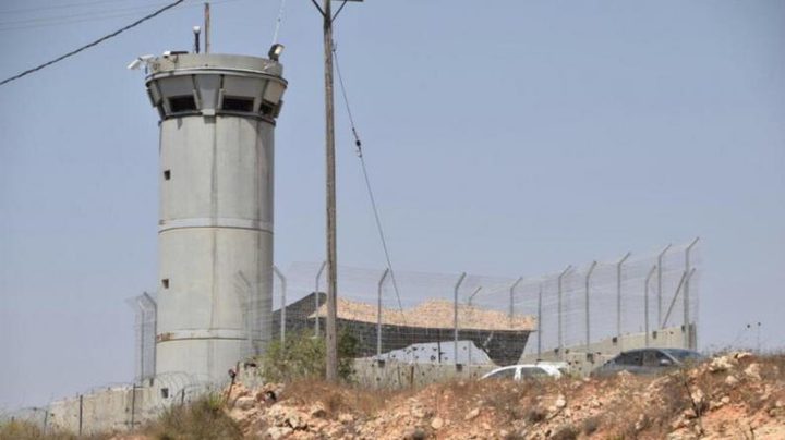 فضيحة للاحتلال: النيابة العسكرية الإسرائيلية تتهم جنديًا باغتصاب مجندة في الضفة