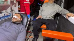 قوات الاحتلال تعتدي على طبيب ووالده ونجله خلال اقتحام مخيم الفوار جنوب الخليل