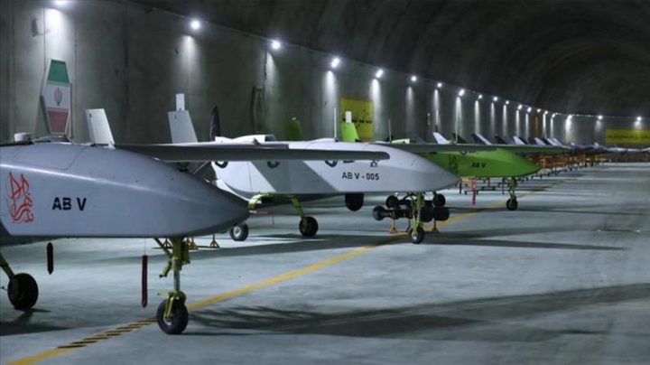 الجيش الإيراني يعلن إلحاق "ألف مسيّرة" بقواته ويتعهد "ردا ساحقا" على أي ضربة