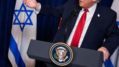 صحف عبرية: ترمب يلوّح بضربة أقسى وإيران تحذّر من حرب