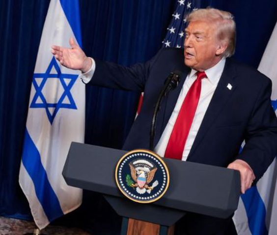 صحف عبرية: ترمب يلوّح بضربة أقسى وإيران تحذّر من حرب