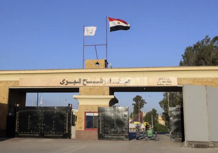 خلاف مصري "إسرائيلي" حول عدد الداخلين والخارجين عبر معبر رفح