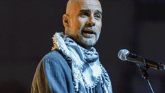 غوارديولا بالكوفية: نحن مع فلسطين، اسرائيل تقتل اطفالنا