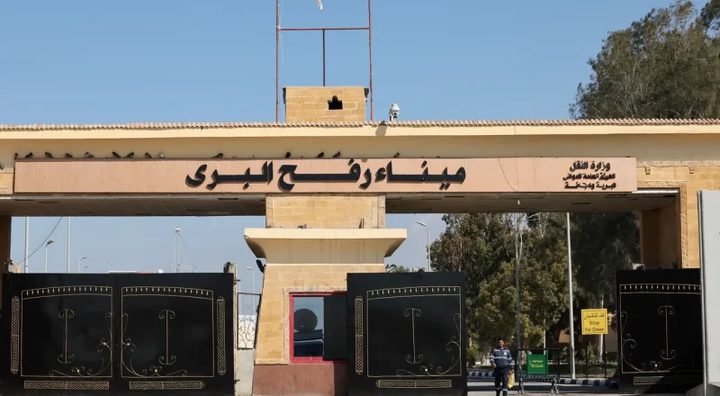 الاحتلال يعلن بشكل رسمي فتح معبر رفح يوم الأحد القادم بالاتجاهين