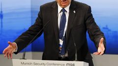 يعالون: إرهاب المستوطنين وأيديولوجية الحكومة الإسرائيلية تذكّر بالنازية